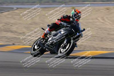 media/Nov-05-2022-SoCal Trackdays (Sat) [[f8d9b725ab]]/Turns 9 and 8 (1050am/